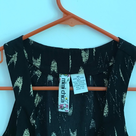 Thin Button Up Dress - Picture 6 of 6